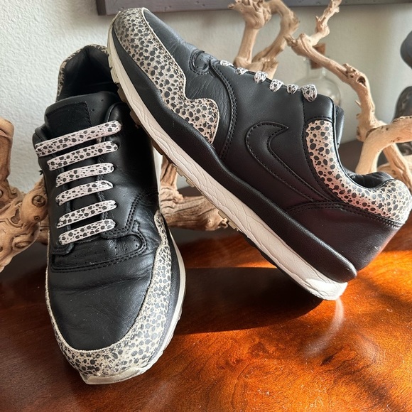 NIKE Men's Air Safari Black Premium NRG Great Britain Shoes 543261-040 Size 7.5 - Picture 7 of 9